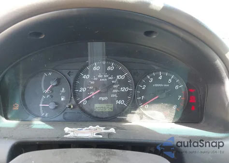 2002 Mazda Protege Dx/Es/Lx из США, поврежденный, VIN JM1BJ225021620967